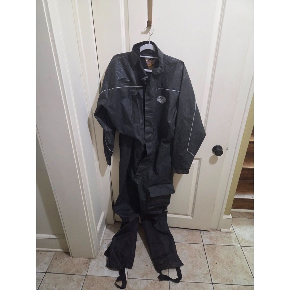 Harley Davidson Men's Size Large Rain coverall Motorcycle Builer suit, black